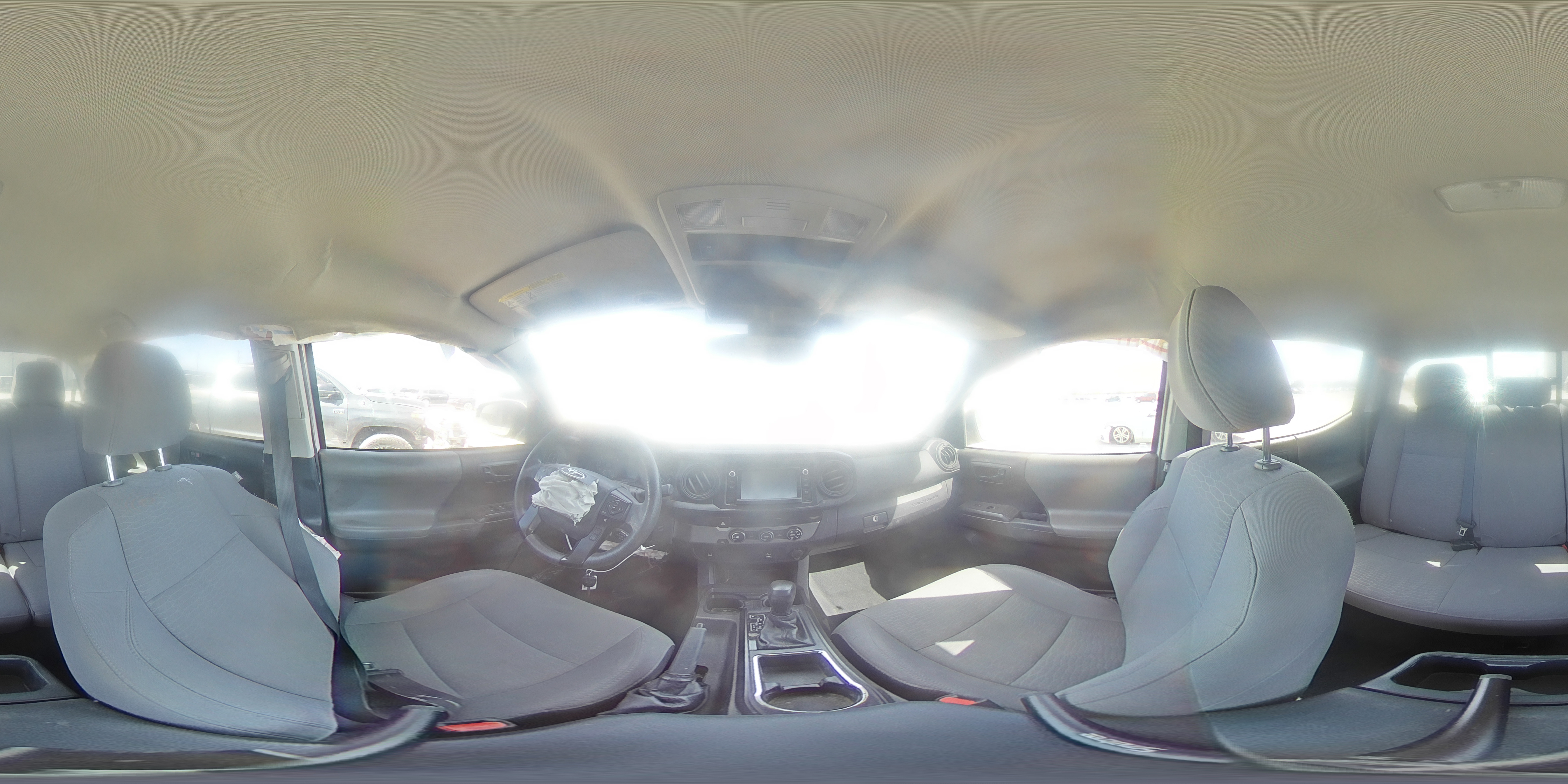 2018 Toyota Tacoma - Image 13