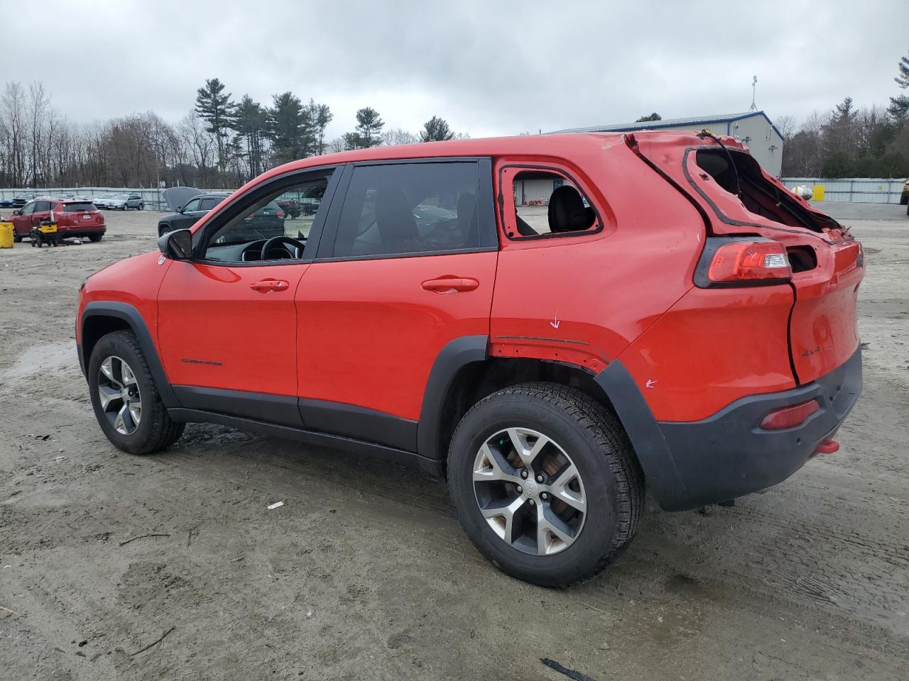 2018 Jeep Cherokee - Image 2