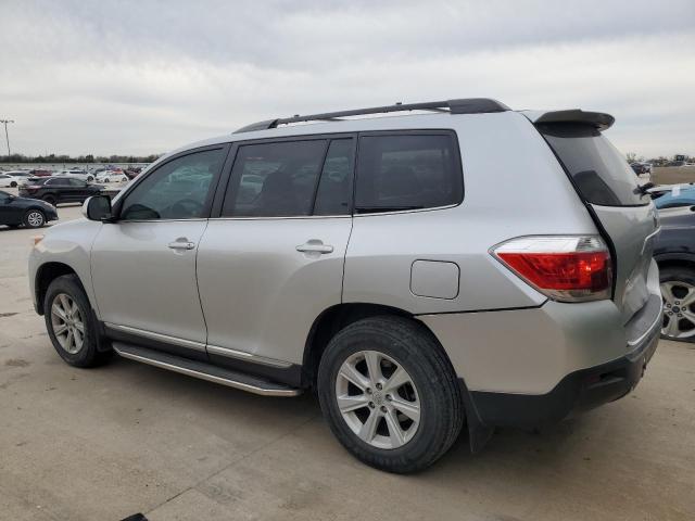  TOYOTA HIGHLANDER 2013 Srebrny