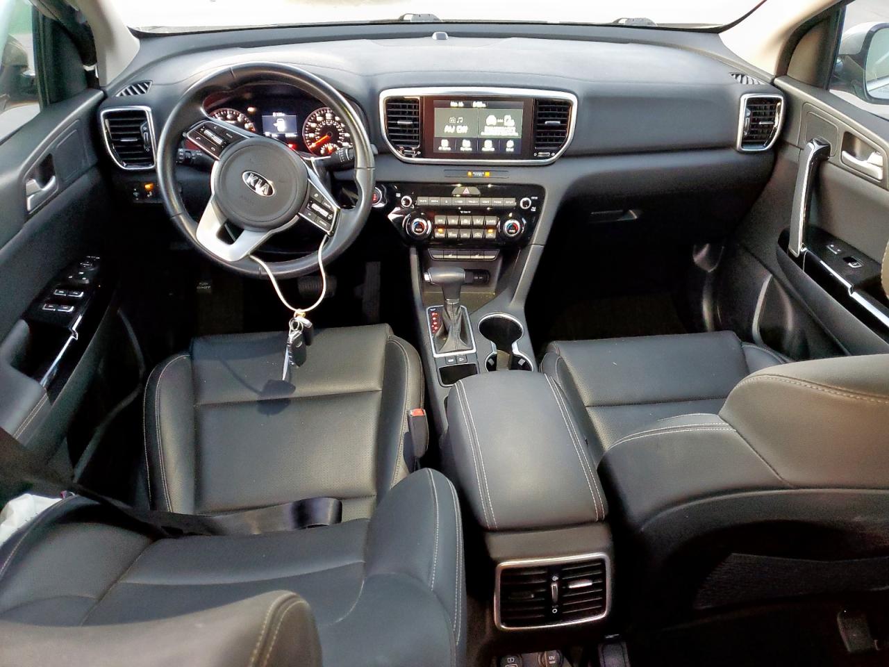 2022 Kia Sportage - Image 8