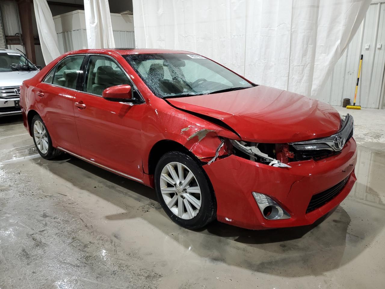 2012 Toyota Camry - Image 4