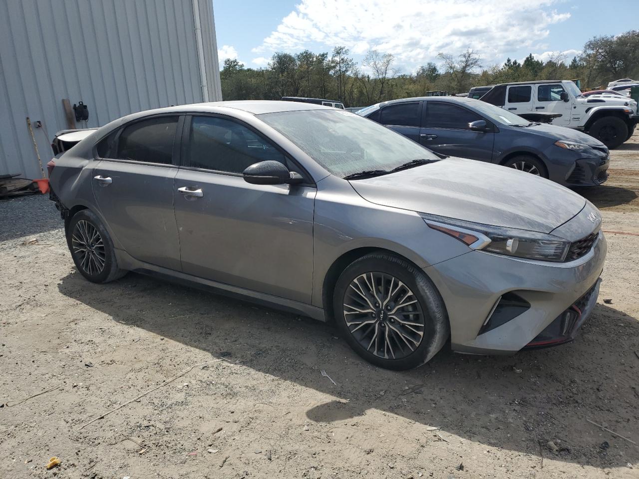 2023 Kia Forte - Image 4