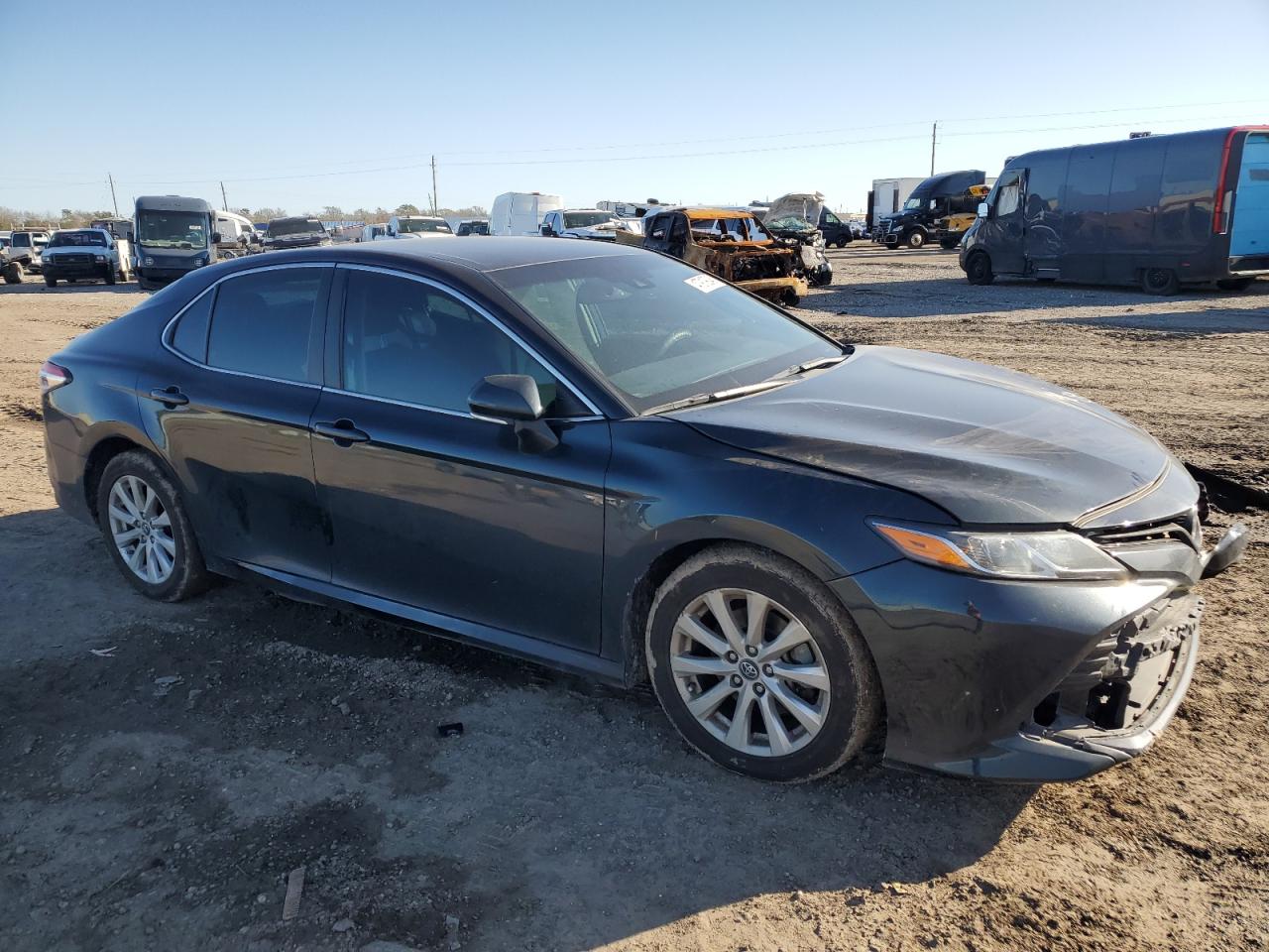 2018 Toyota Camry - Image 4