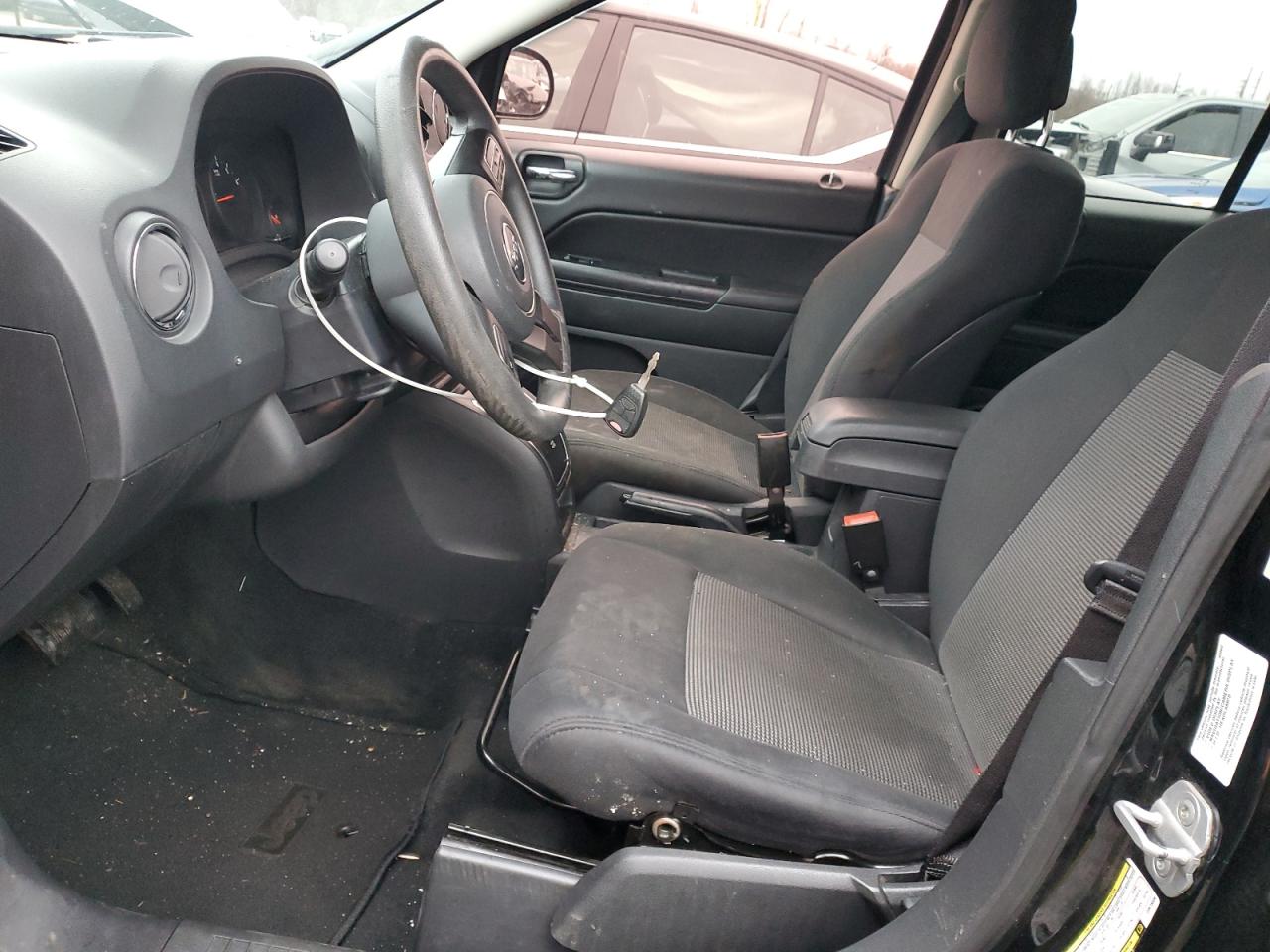 2012 Jeep Compass - Image 7