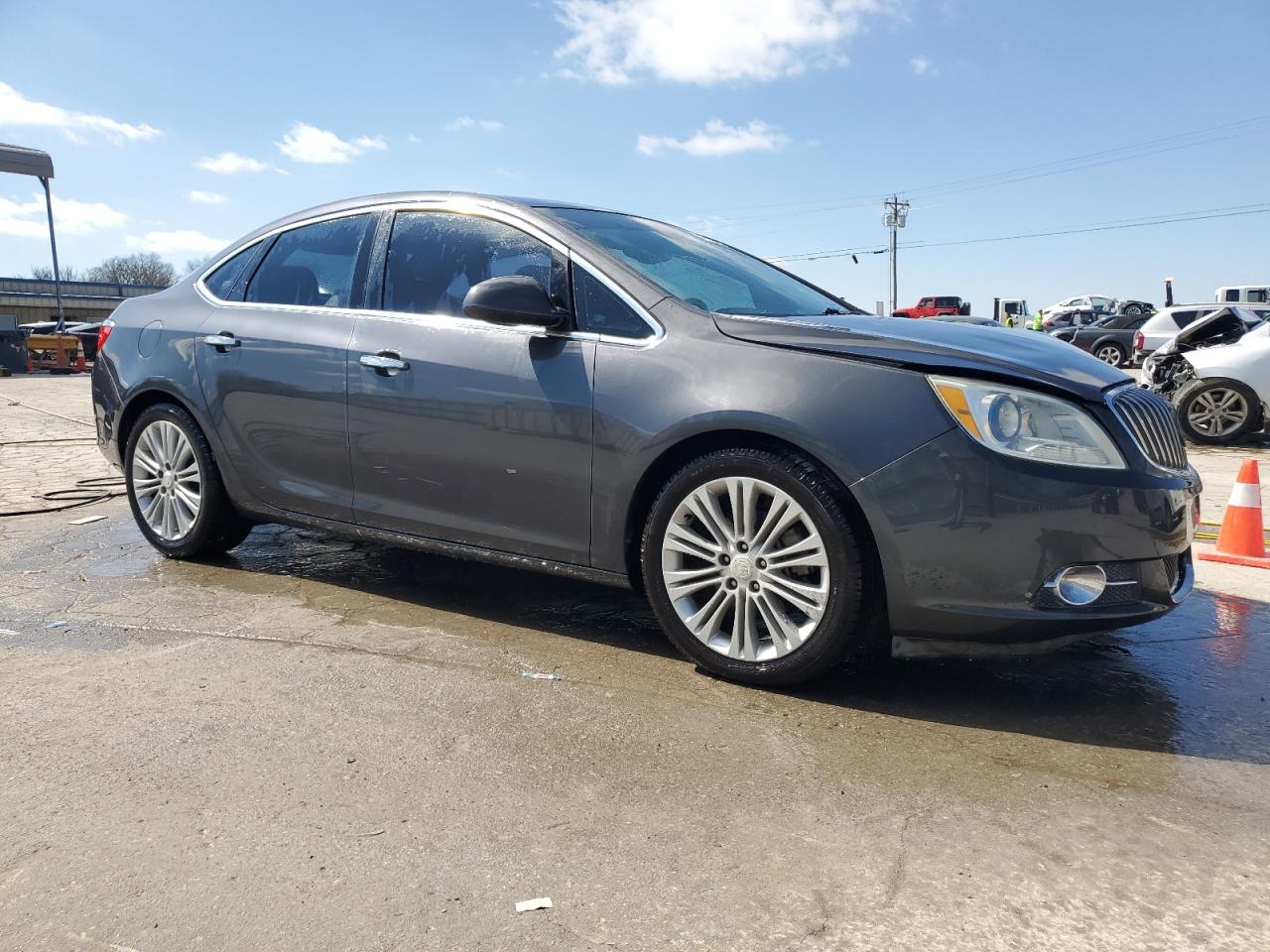 2013 Buick Verano - Image 4