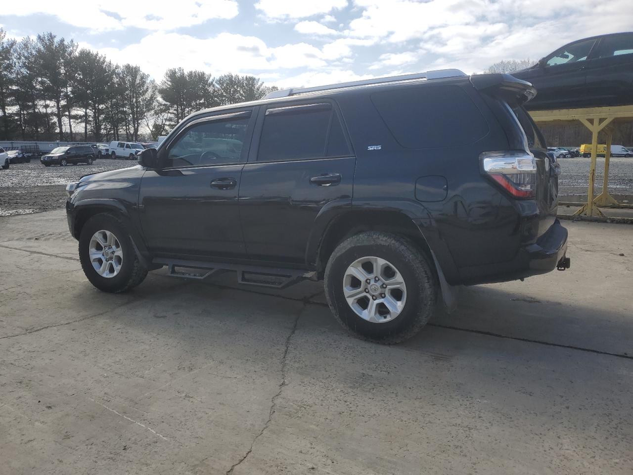 2015 Toyota 4Runner - Image 2