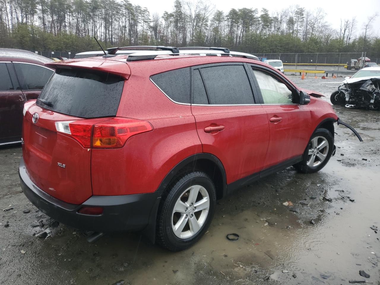 2014 Toyota RAV 4 - Image 3