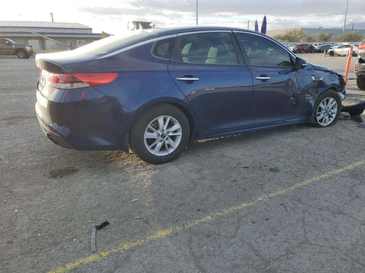 2016 Kia Optima - Image 3