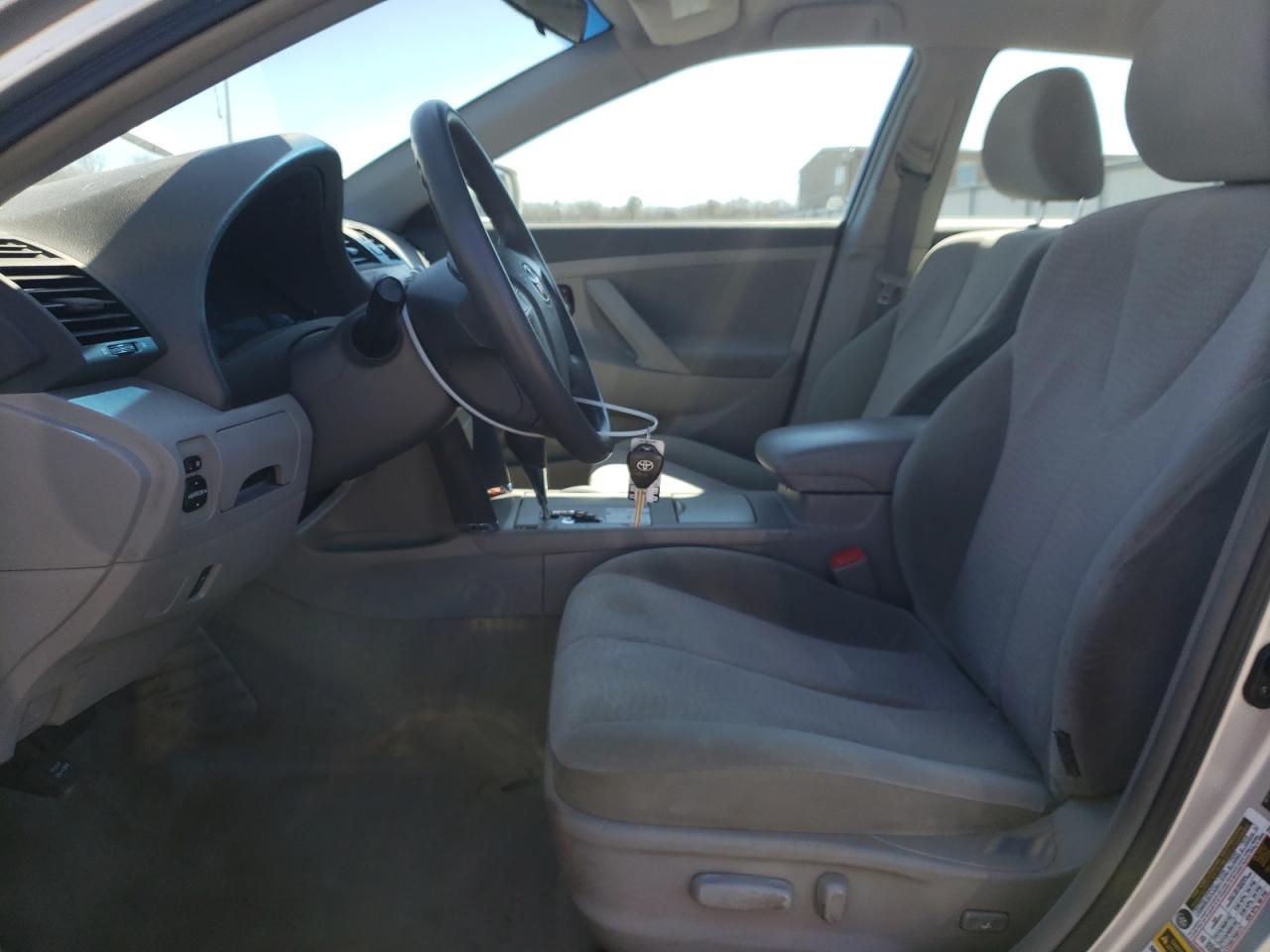 2010 Toyota Camry - Image 7