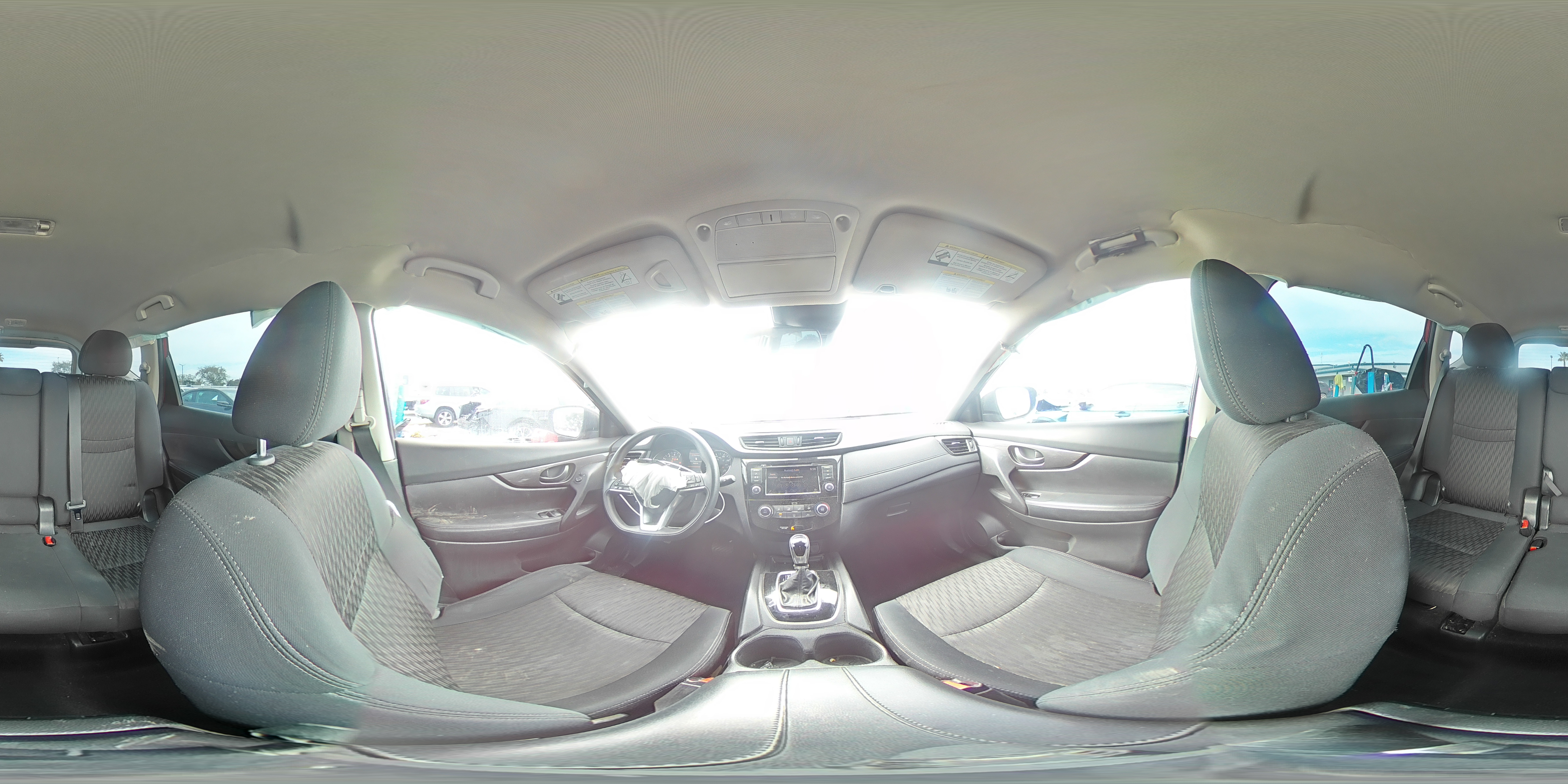 2019 Nissan Rogue - Image 13
