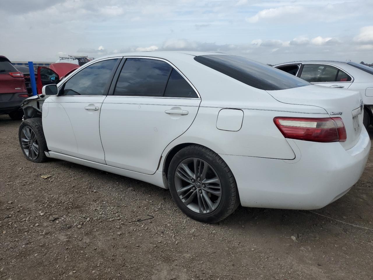 2009 Toyota Camry - Image 2