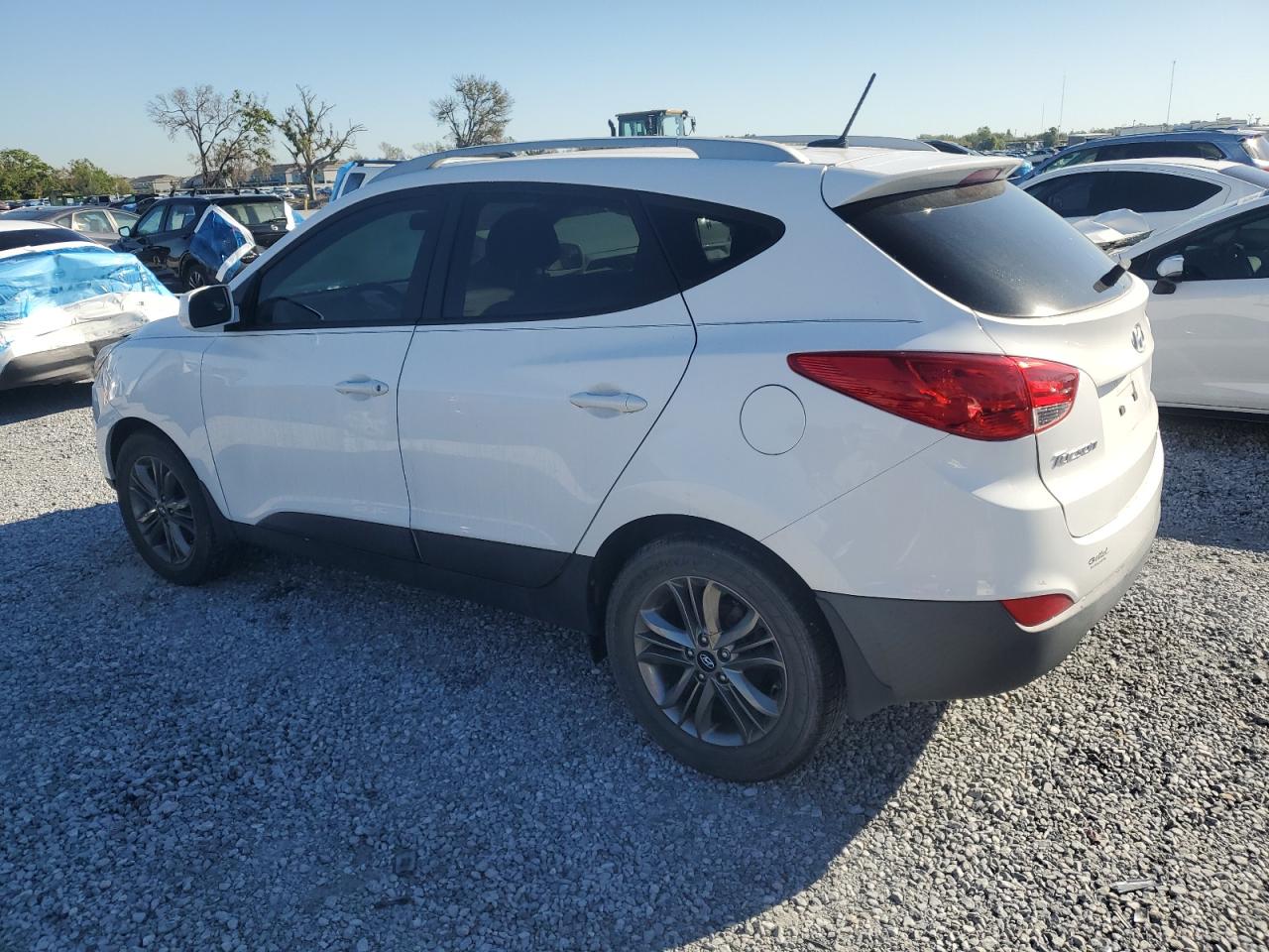 2015 Hyundai Tucson - Image 2