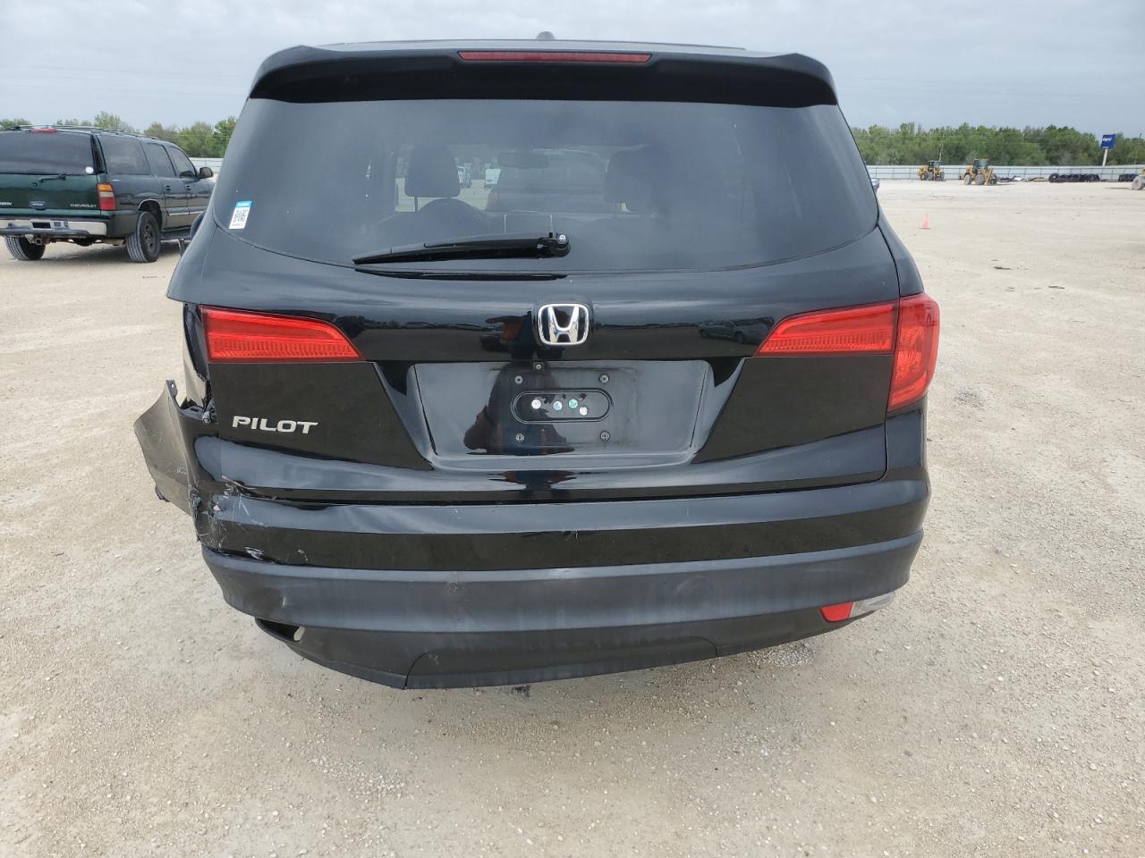 2016 Honda Pilot - Image 6