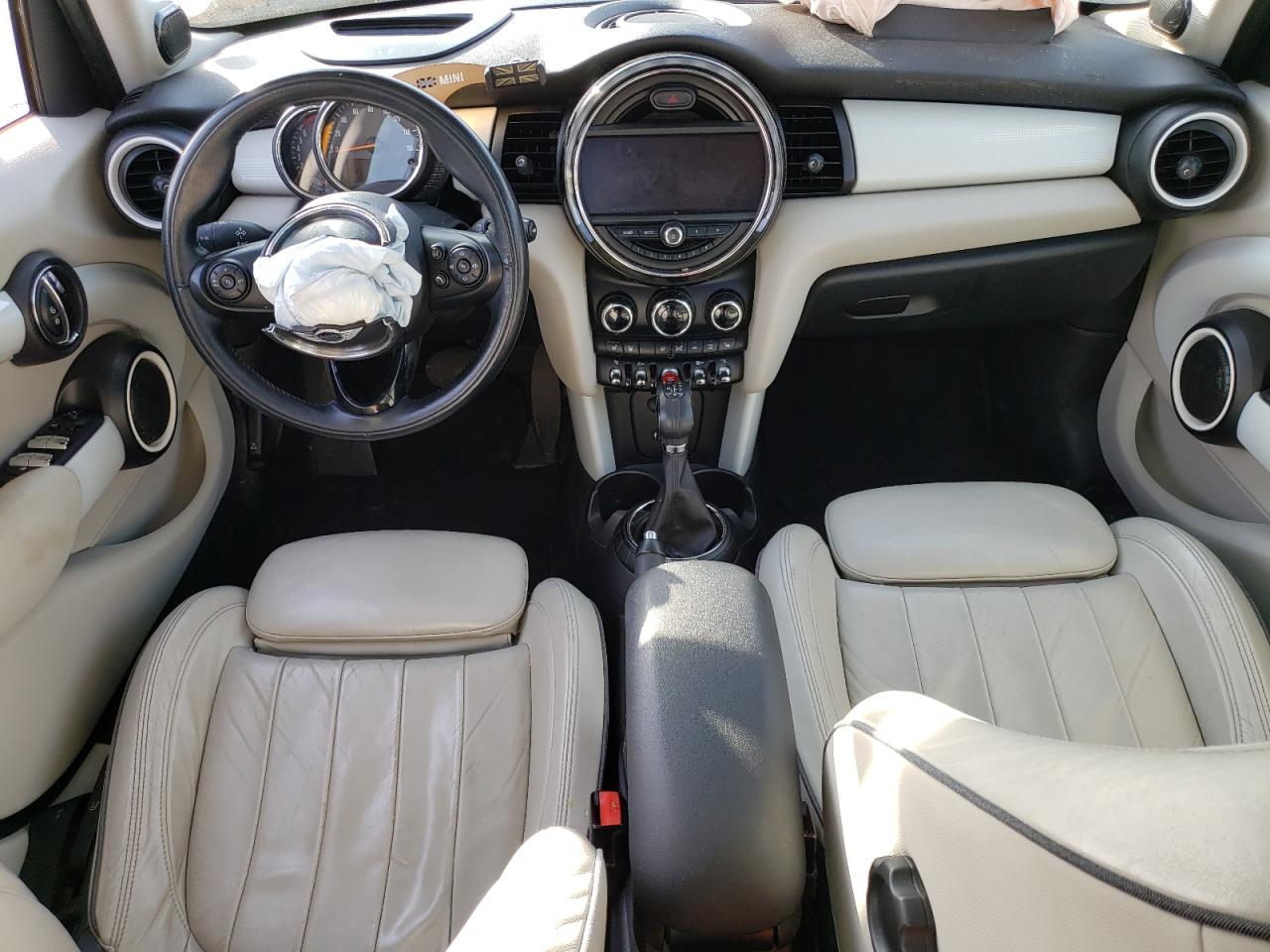 2016 MINI Cooper - Image 8