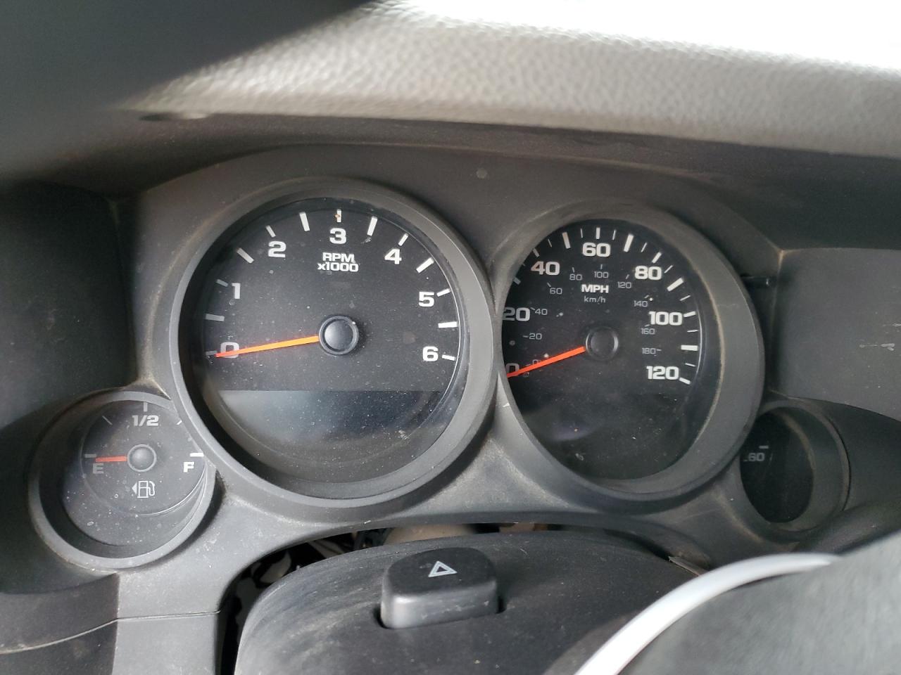 2011 Chevrolet Silverado C1500 VIN: 1GCRCPEXXBZ391704 Lot: 48899645