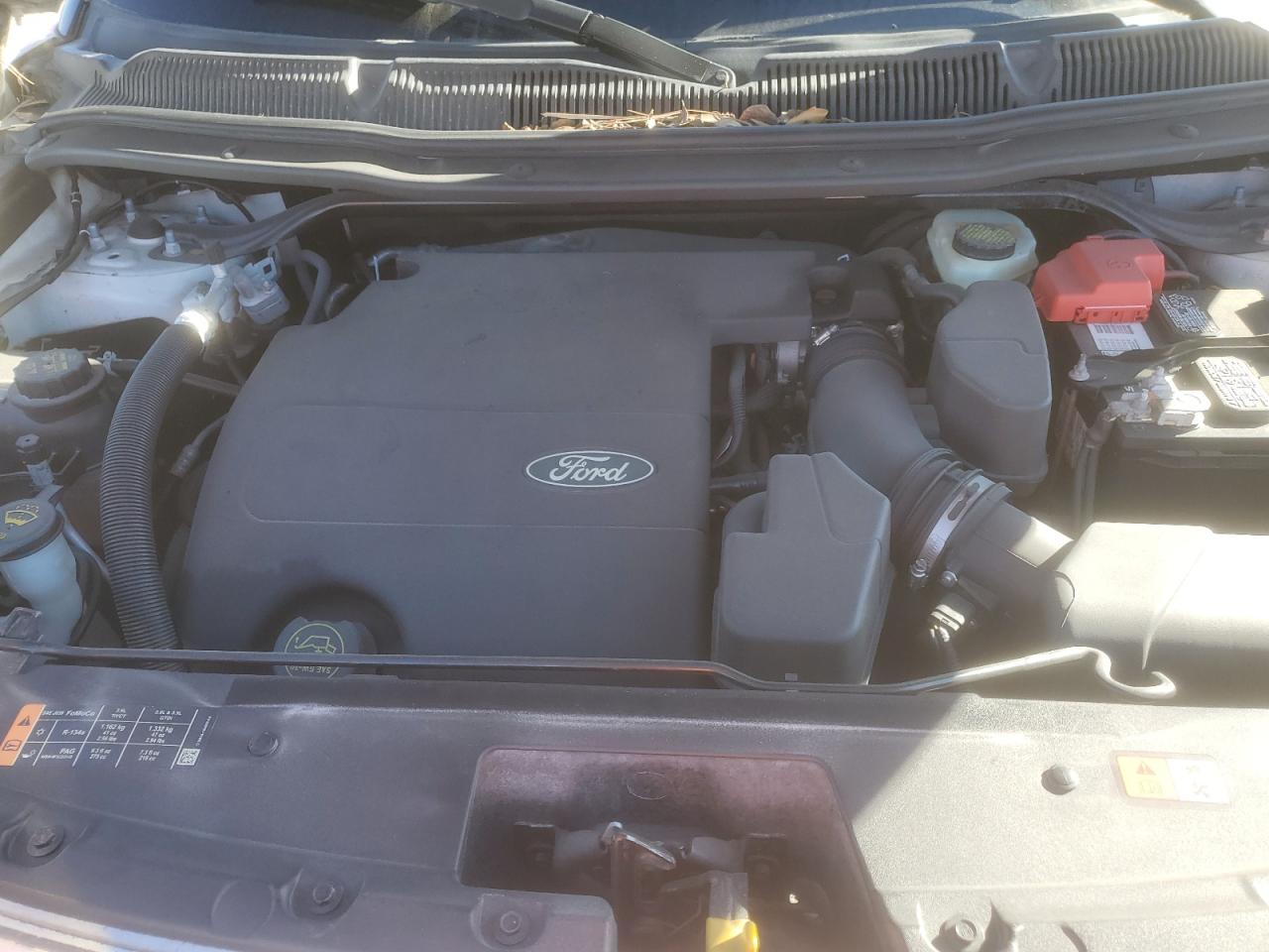 2015 Ford Explorer - Image 13