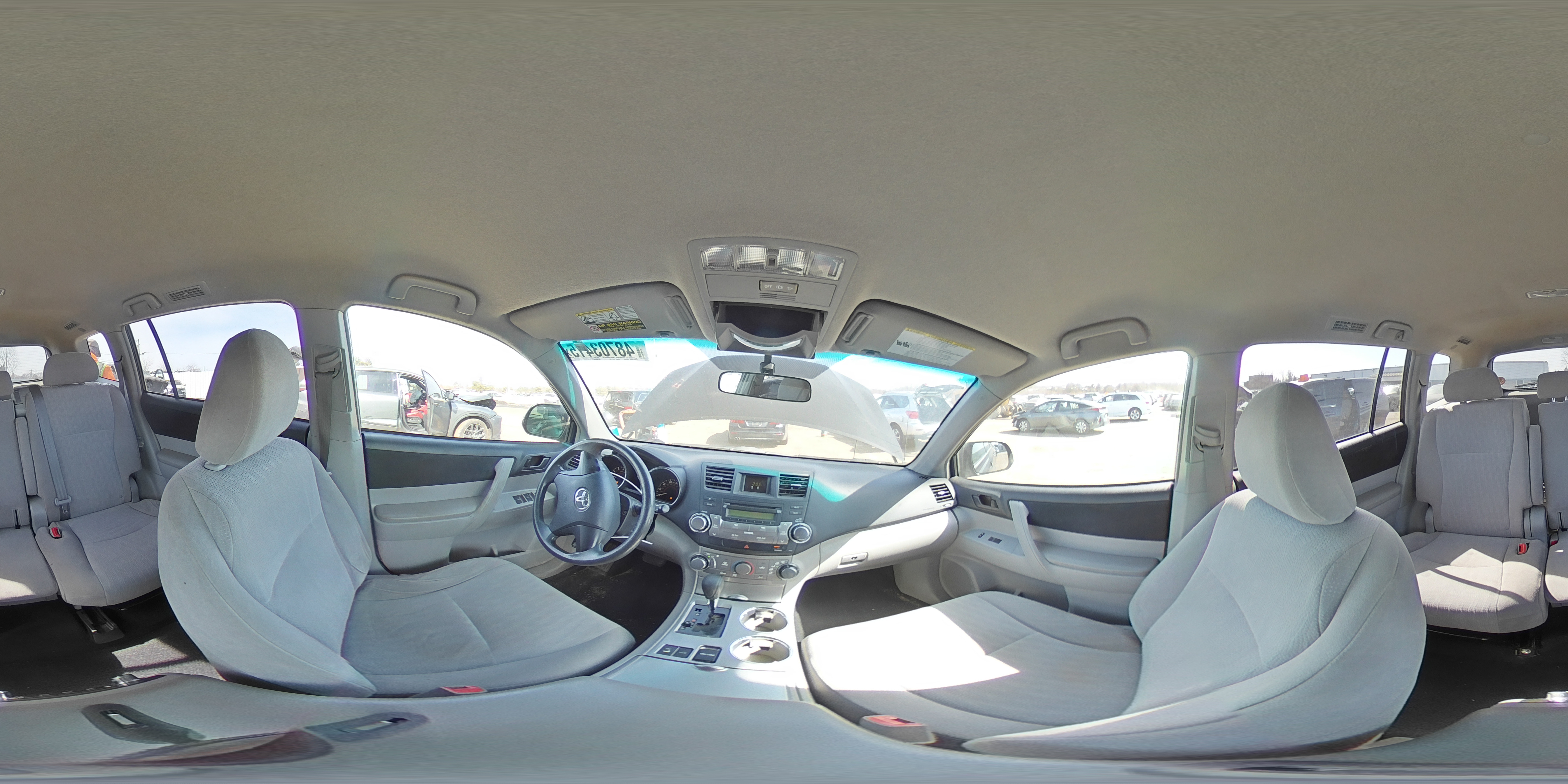 2011 Toyota Highlander - Image 13