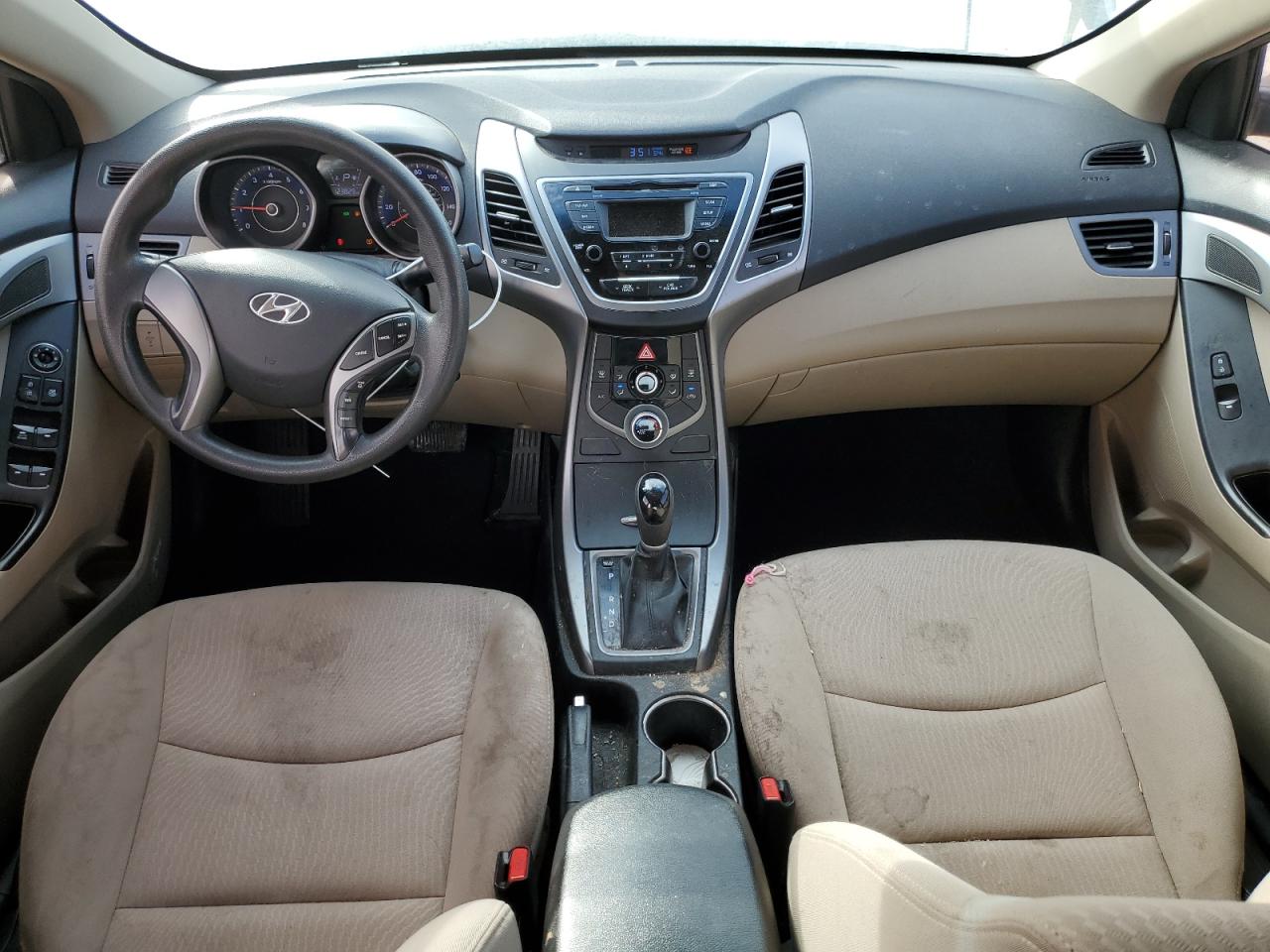2014 Hyundai Elantra - Image 8