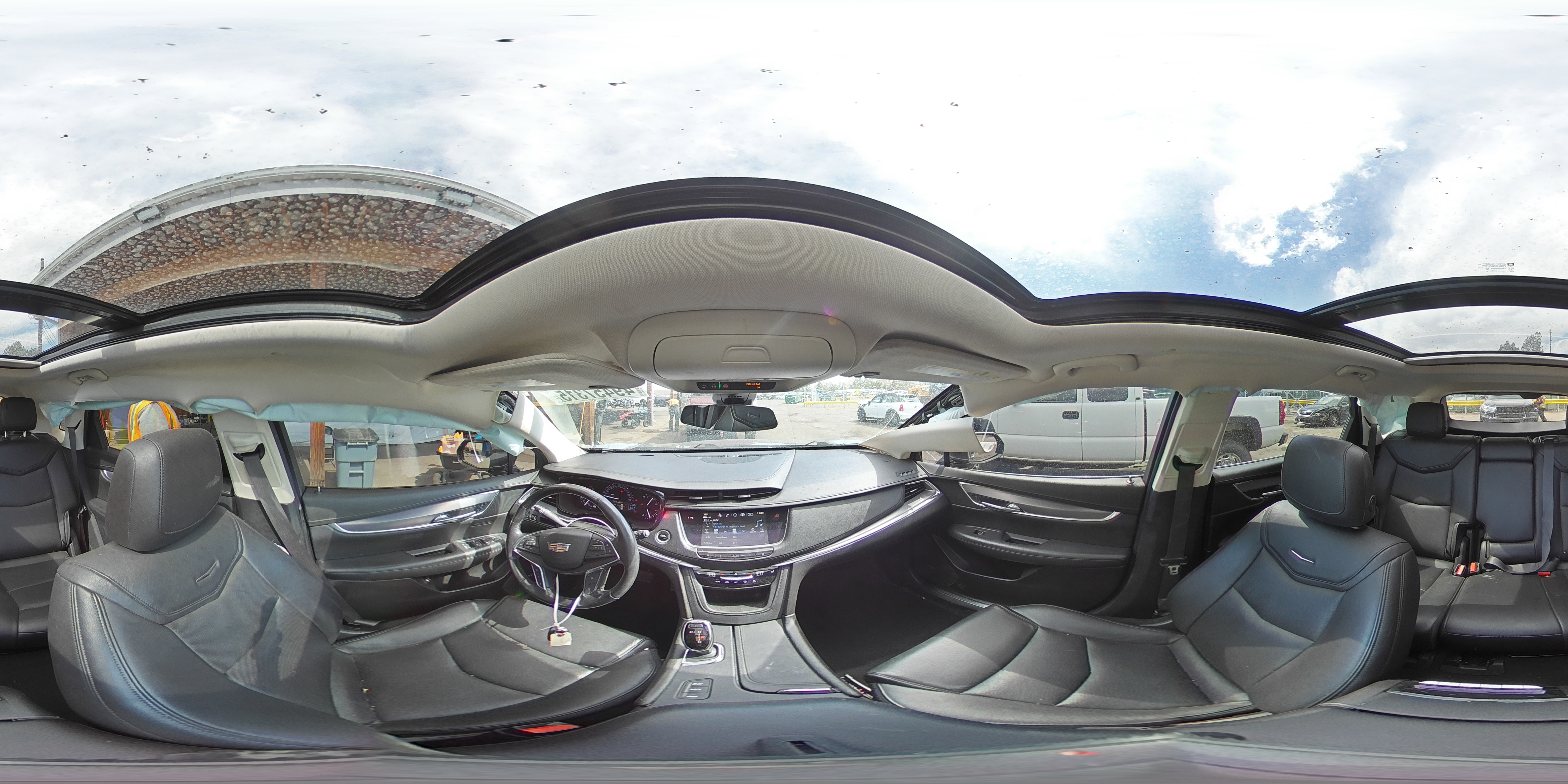 2019 Cadillac XT5 - Image 14