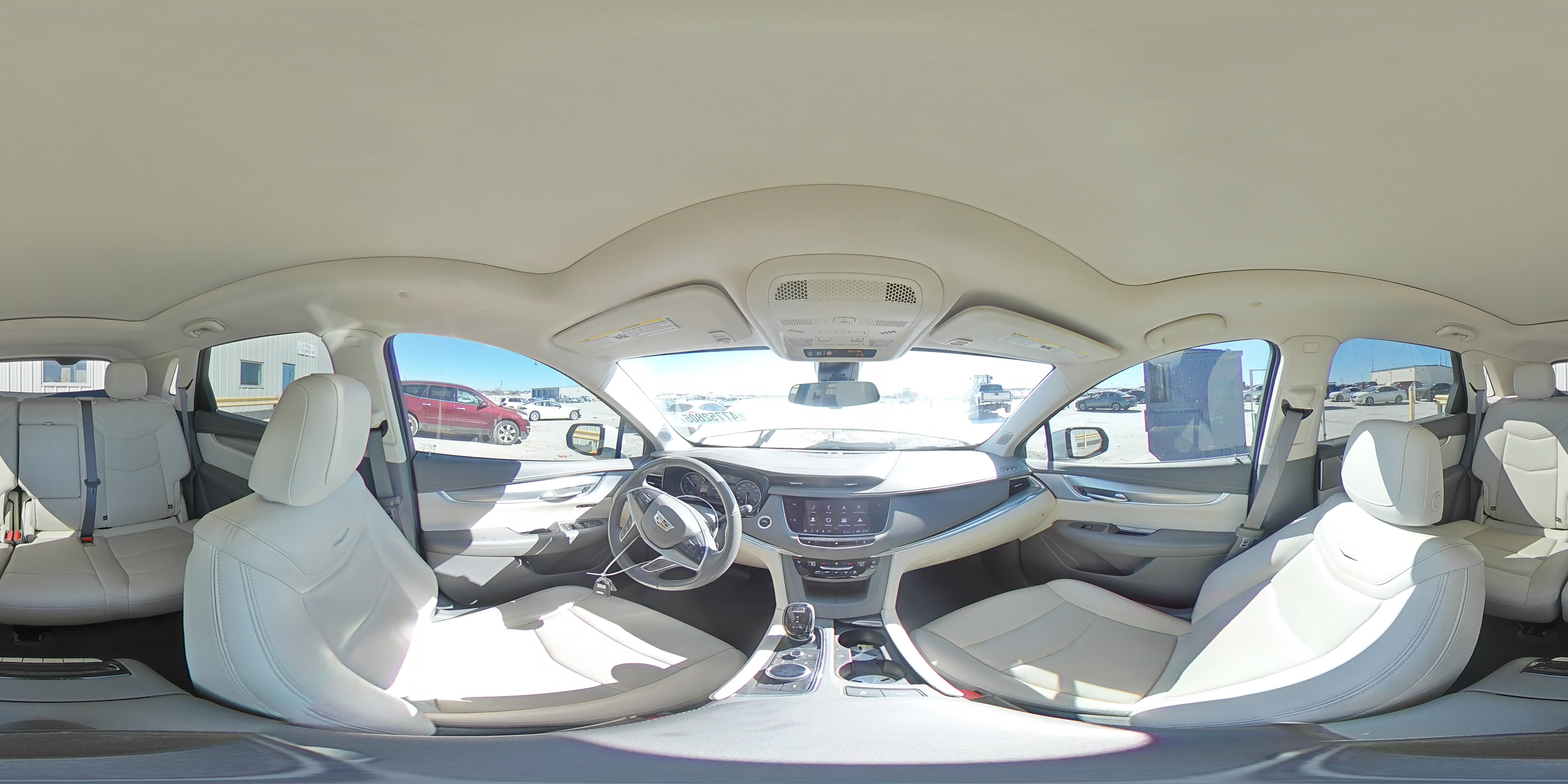 2021 Cadillac XT5 - Image 14