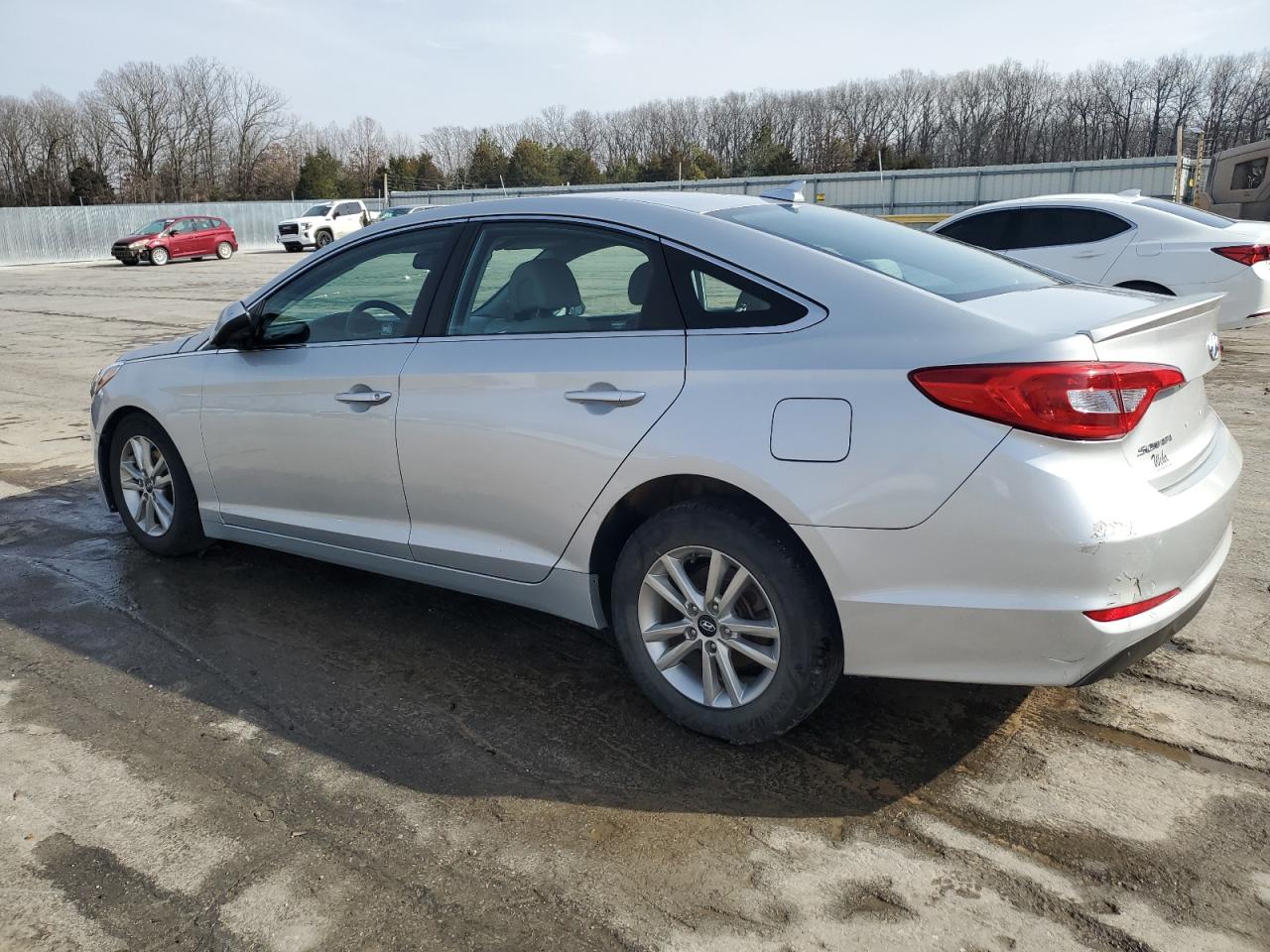 2017 Hyundai Sonata - Image 2