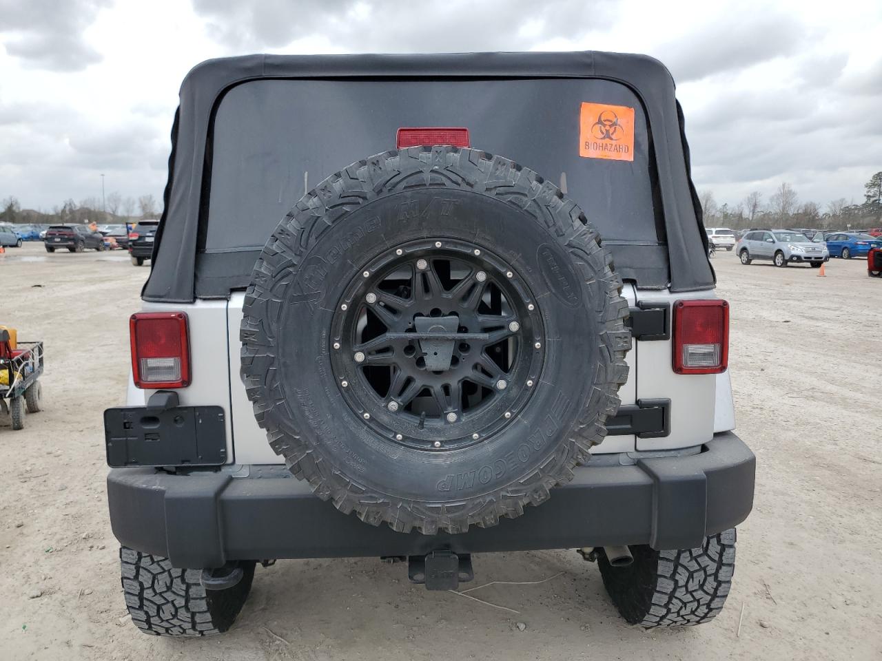 2012 Jeep Wrangler - Image 6