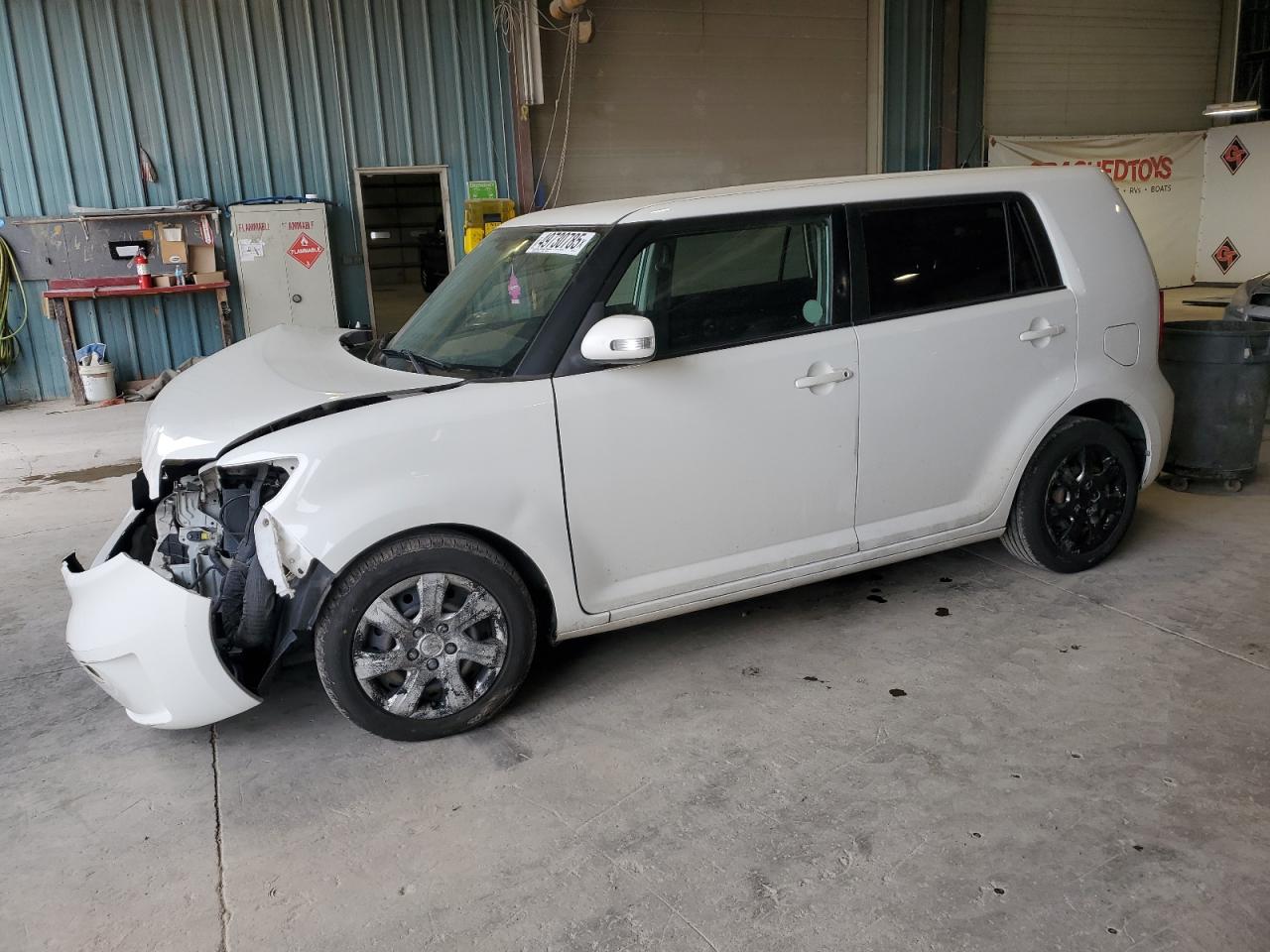 Eldridge, IA에서 판매 중인 2008 Toyota Scion Xb - Front End