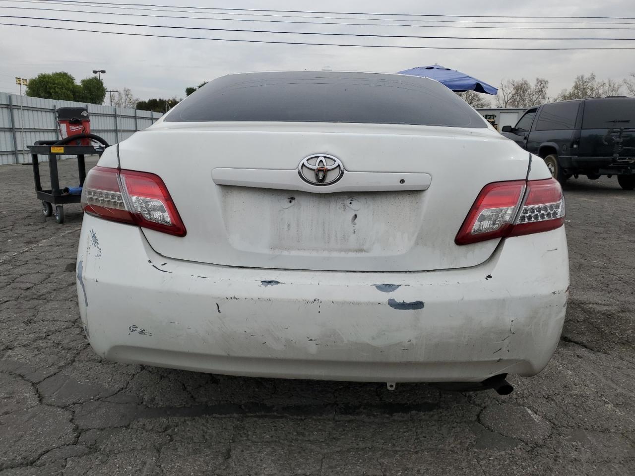 2011 Toyota Camry - Image 6