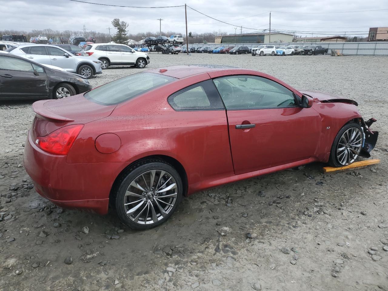2015 Infiniti Q60 - Image 3