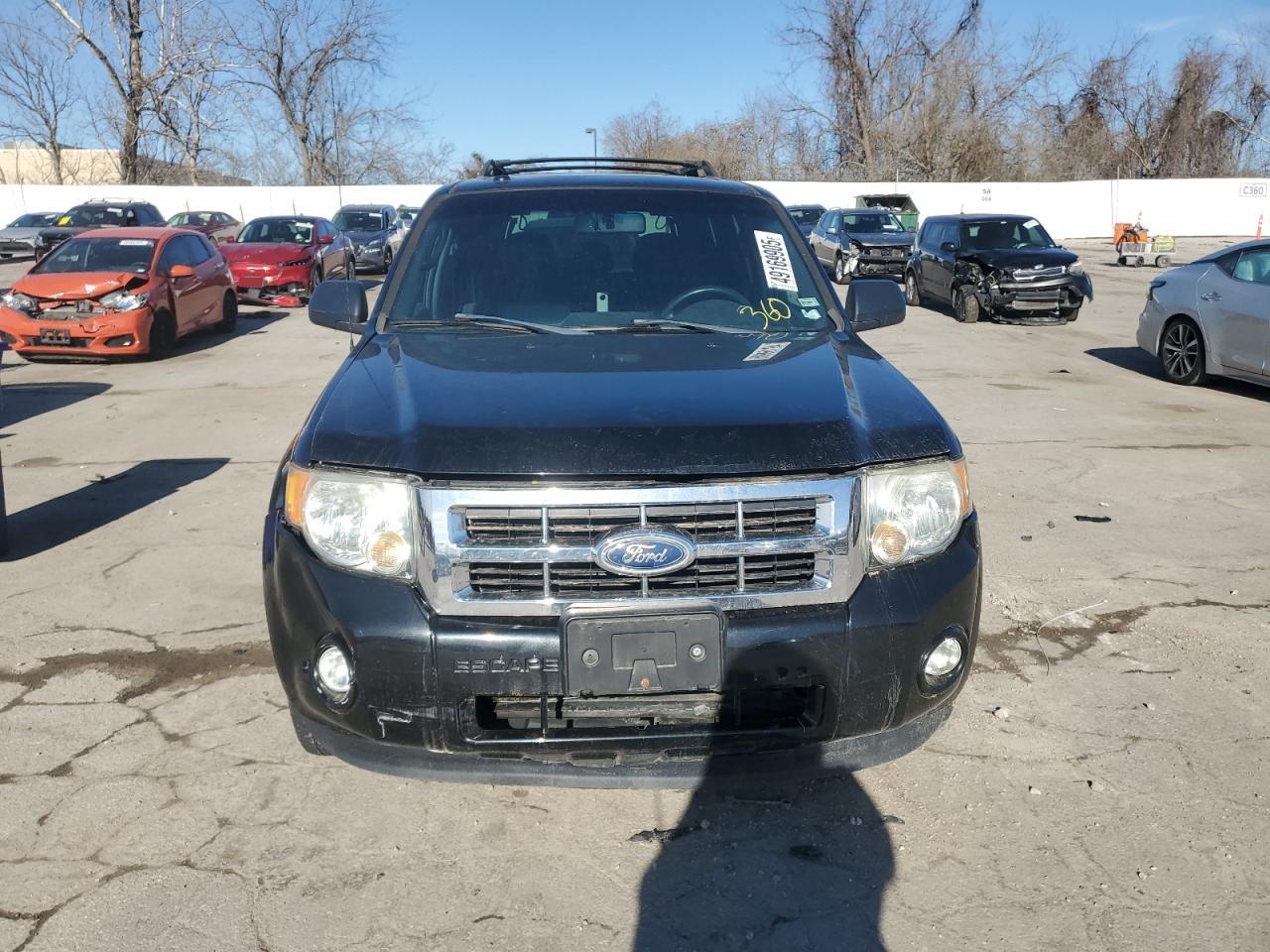2011 Ford Escape - Image 5