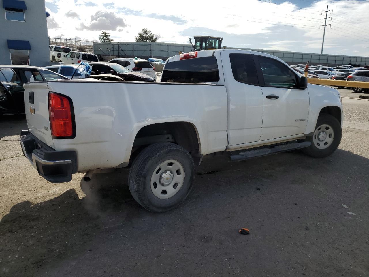 2016 Chevrolet Colorado - Image 3