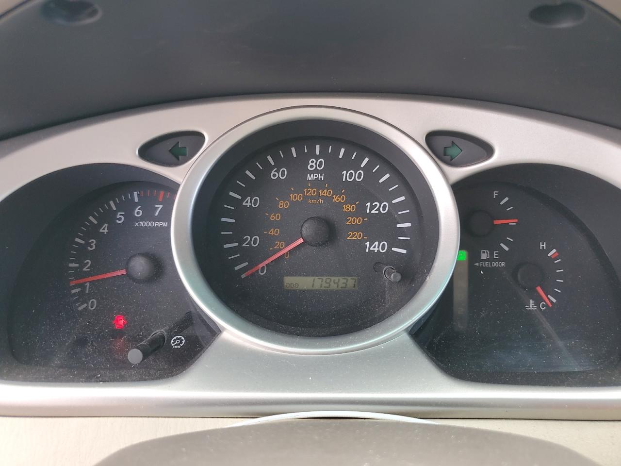 2006 Toyota Highlander - Image 9