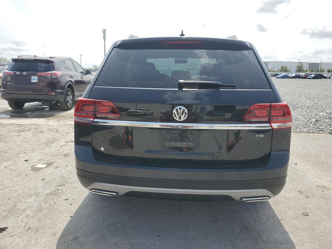 2018 Volkswagen Atlas - Image 6