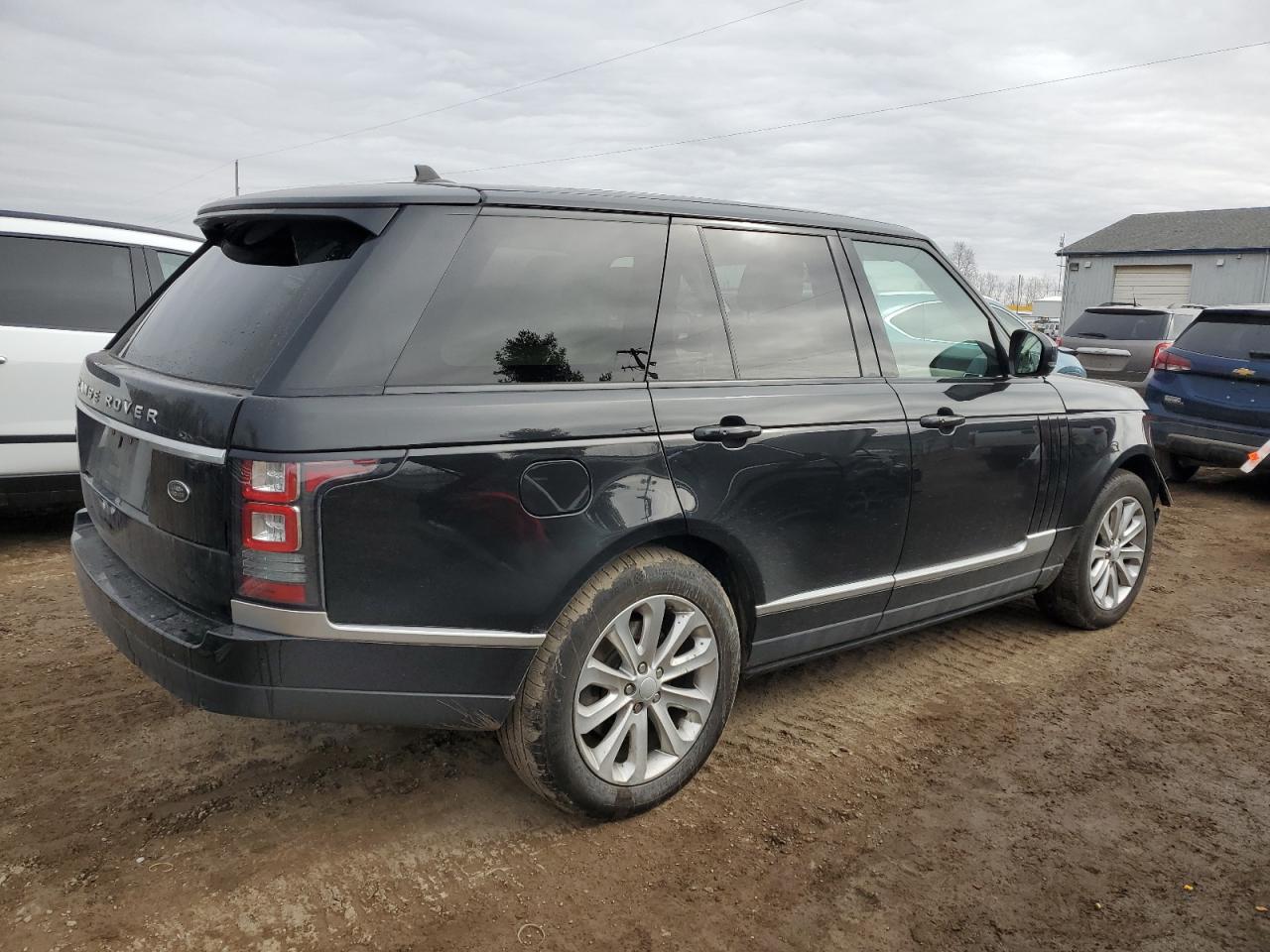 2015 Land Rover Range Rover - Image 3