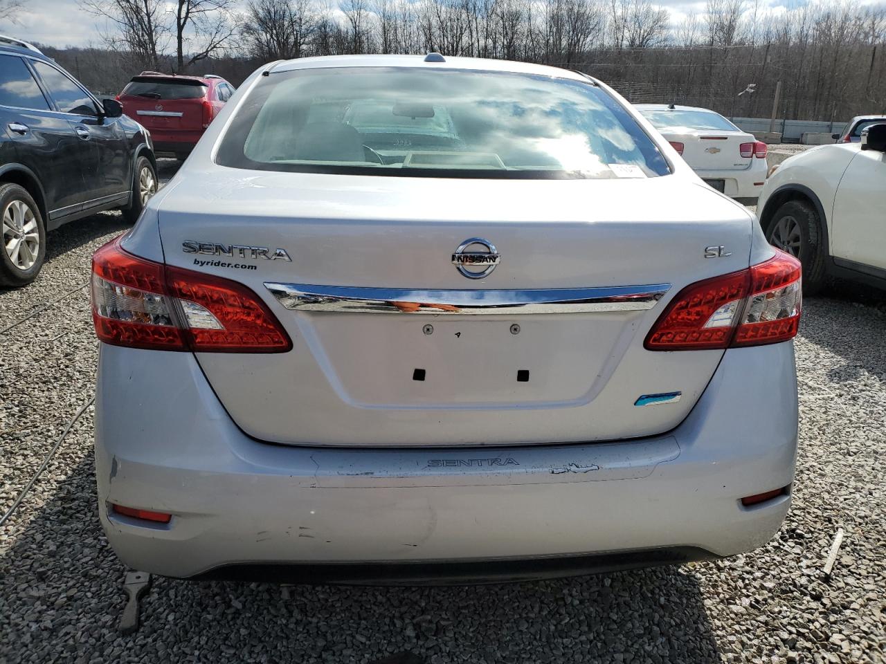 2013 Nissan Sentra - Image 6