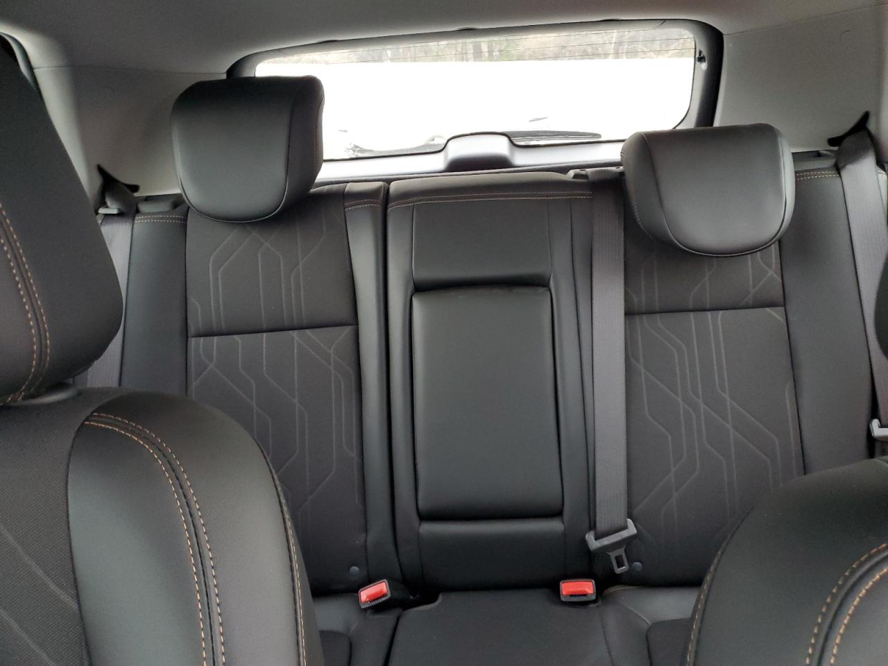 2022 Chevrolet Trax - Image 10