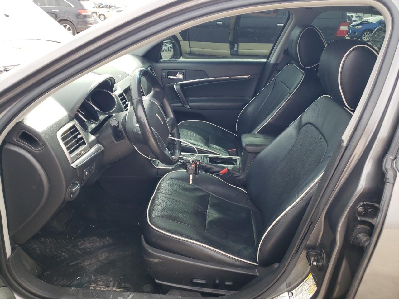 2012 Lincoln MKZ - Image 7