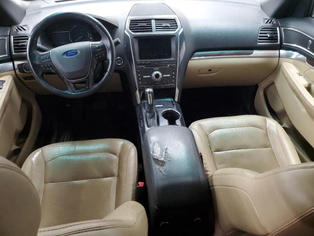 Parquets FORD EXPLORER 2016 Biały