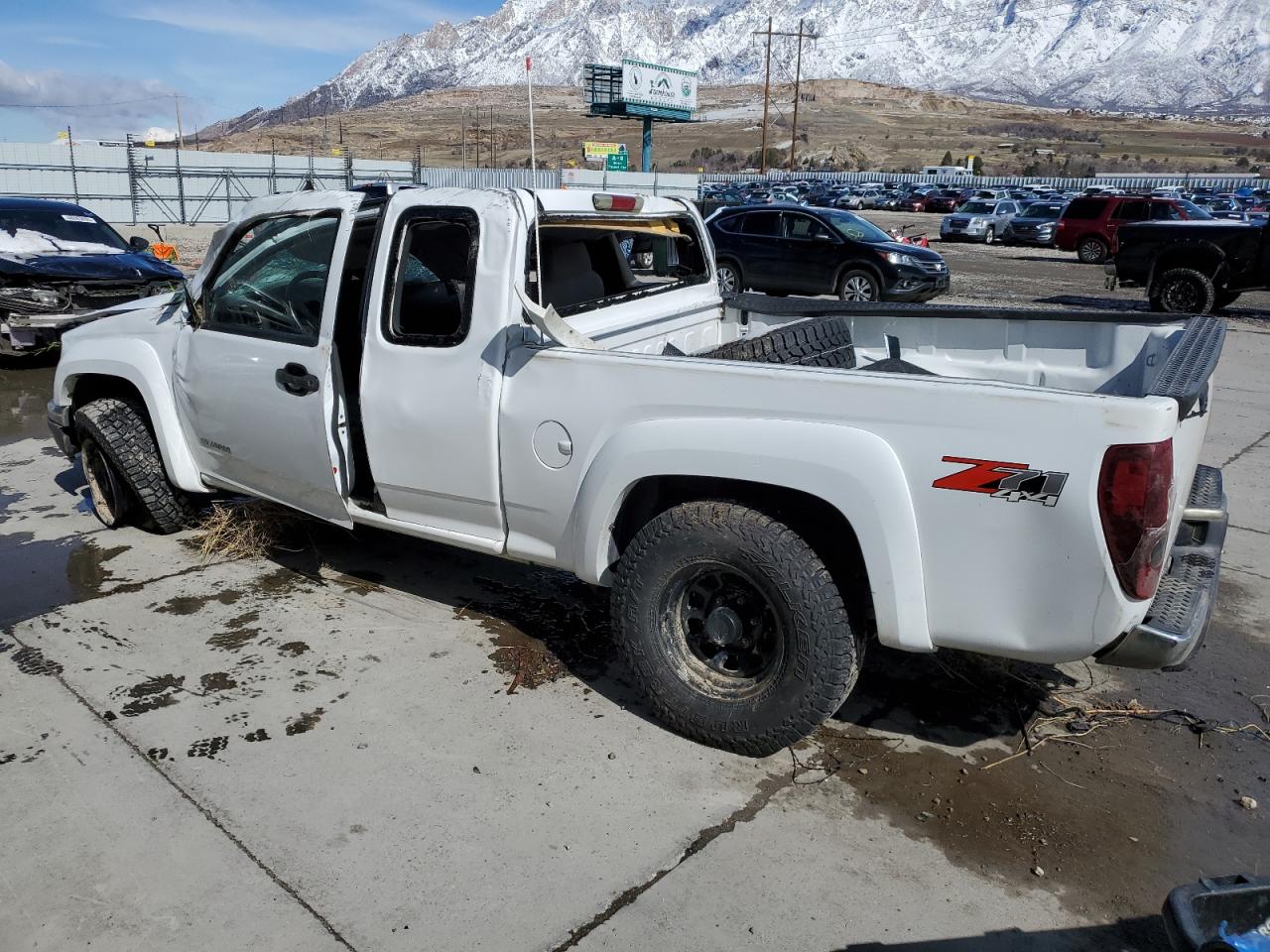 2005 Chevrolet Colorado - Image 2