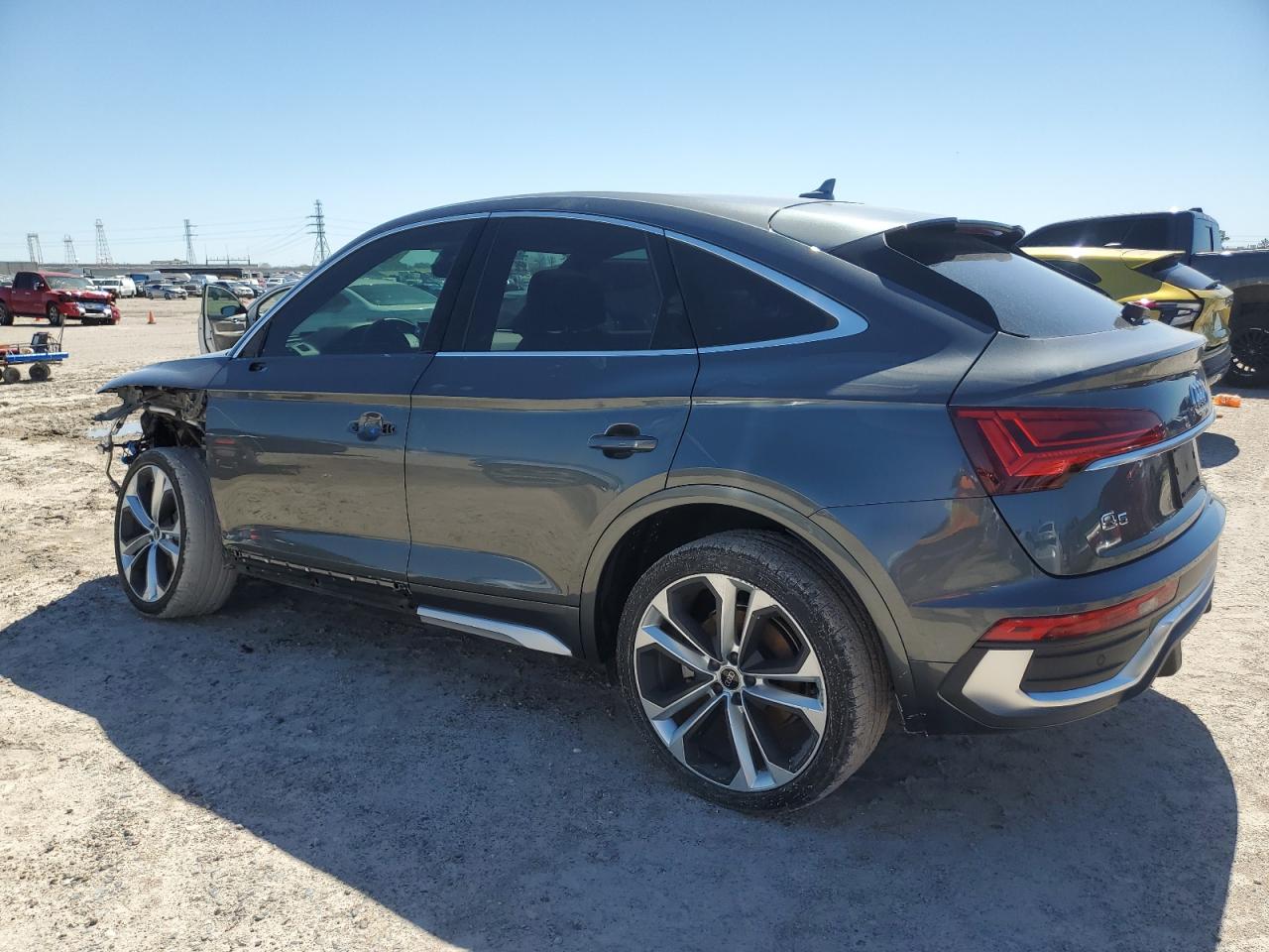 2021 Audi Q5 - Image 2