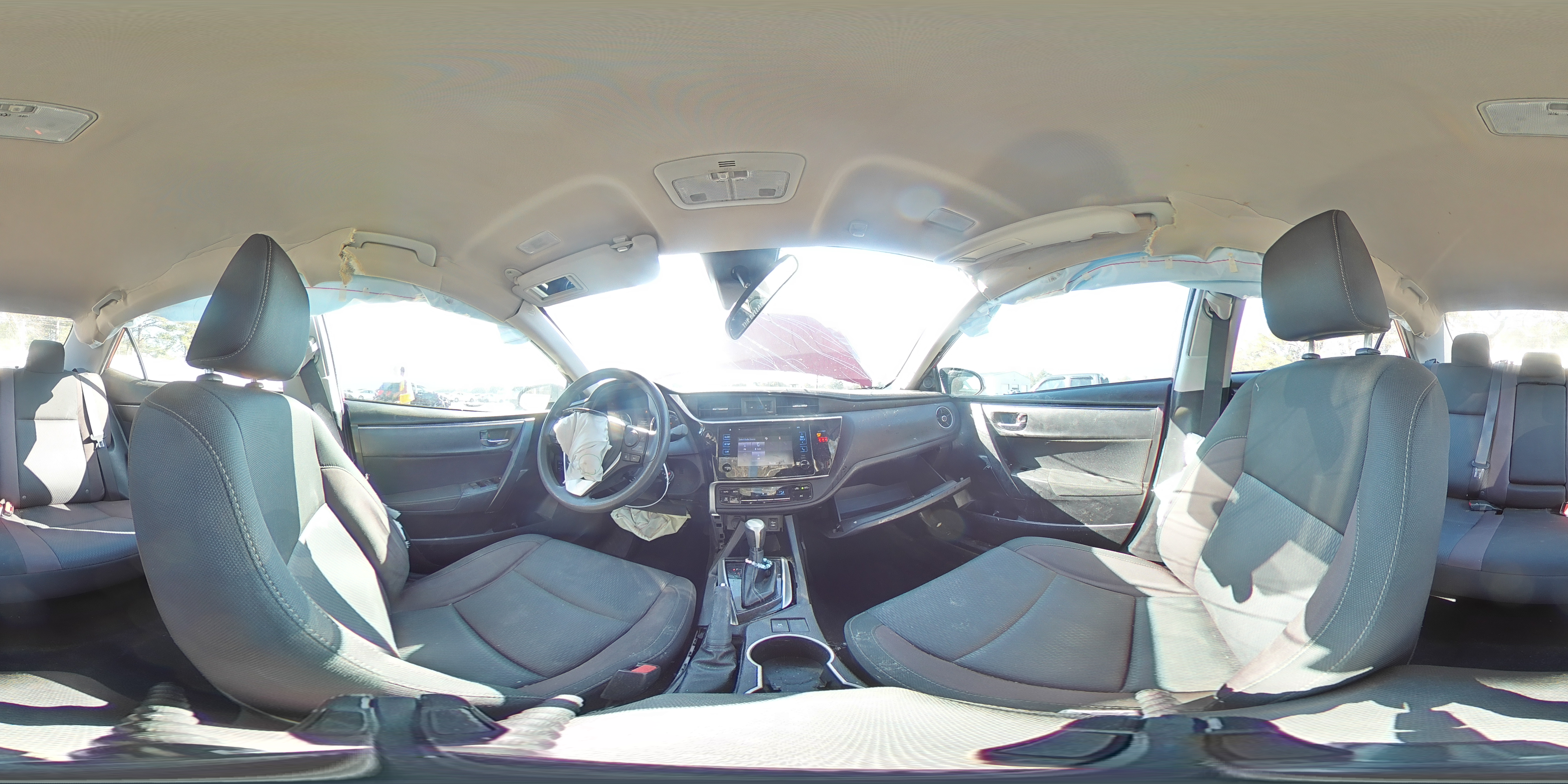 2018 Toyota Corolla - Image 12