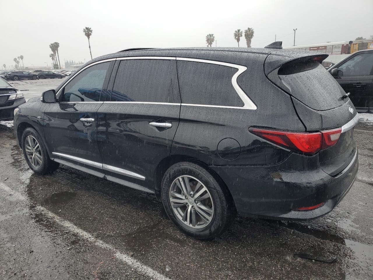 2020 Infiniti QX60 - Image 2