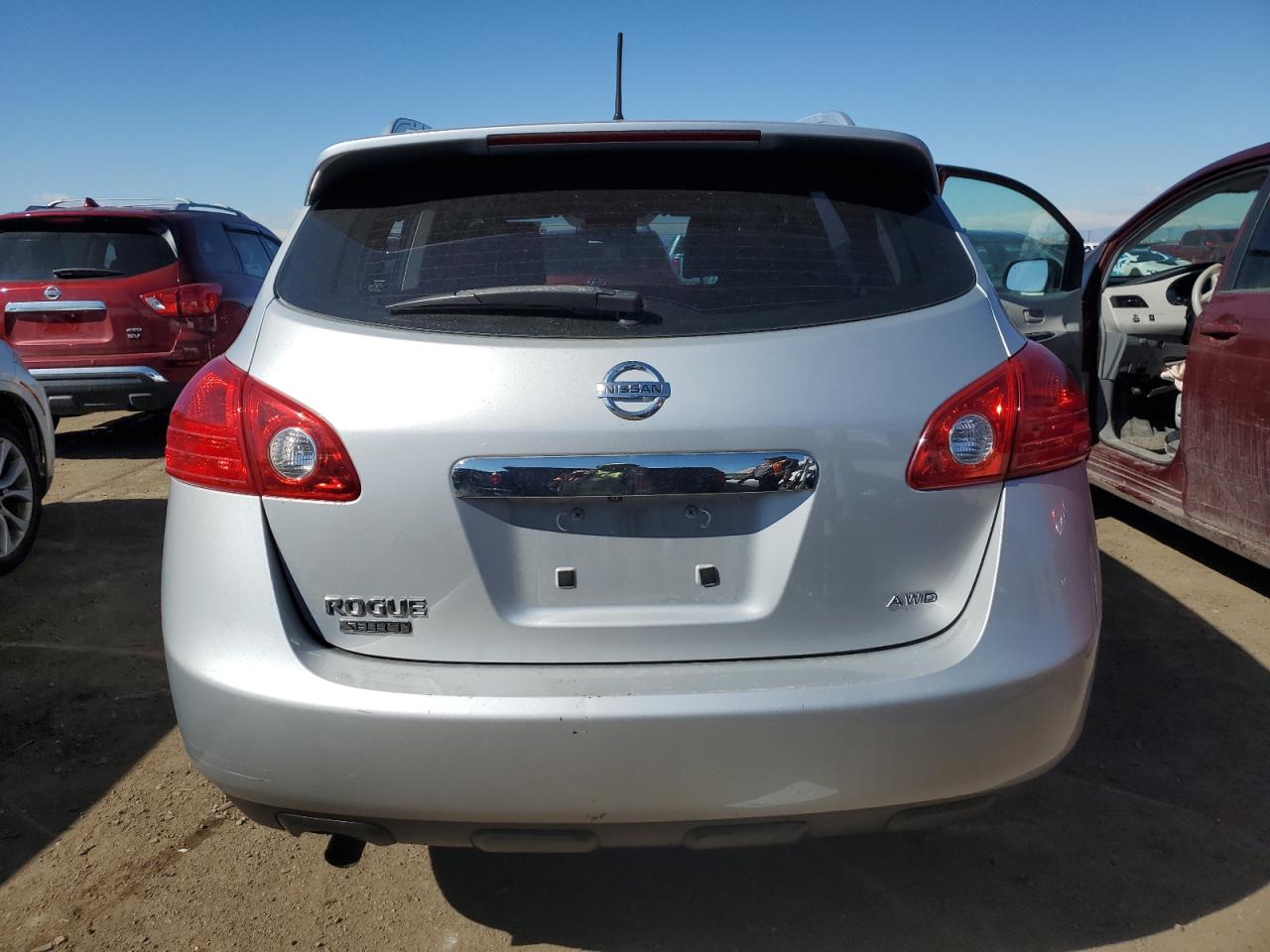 2015 Nissan Rogue - Image 6