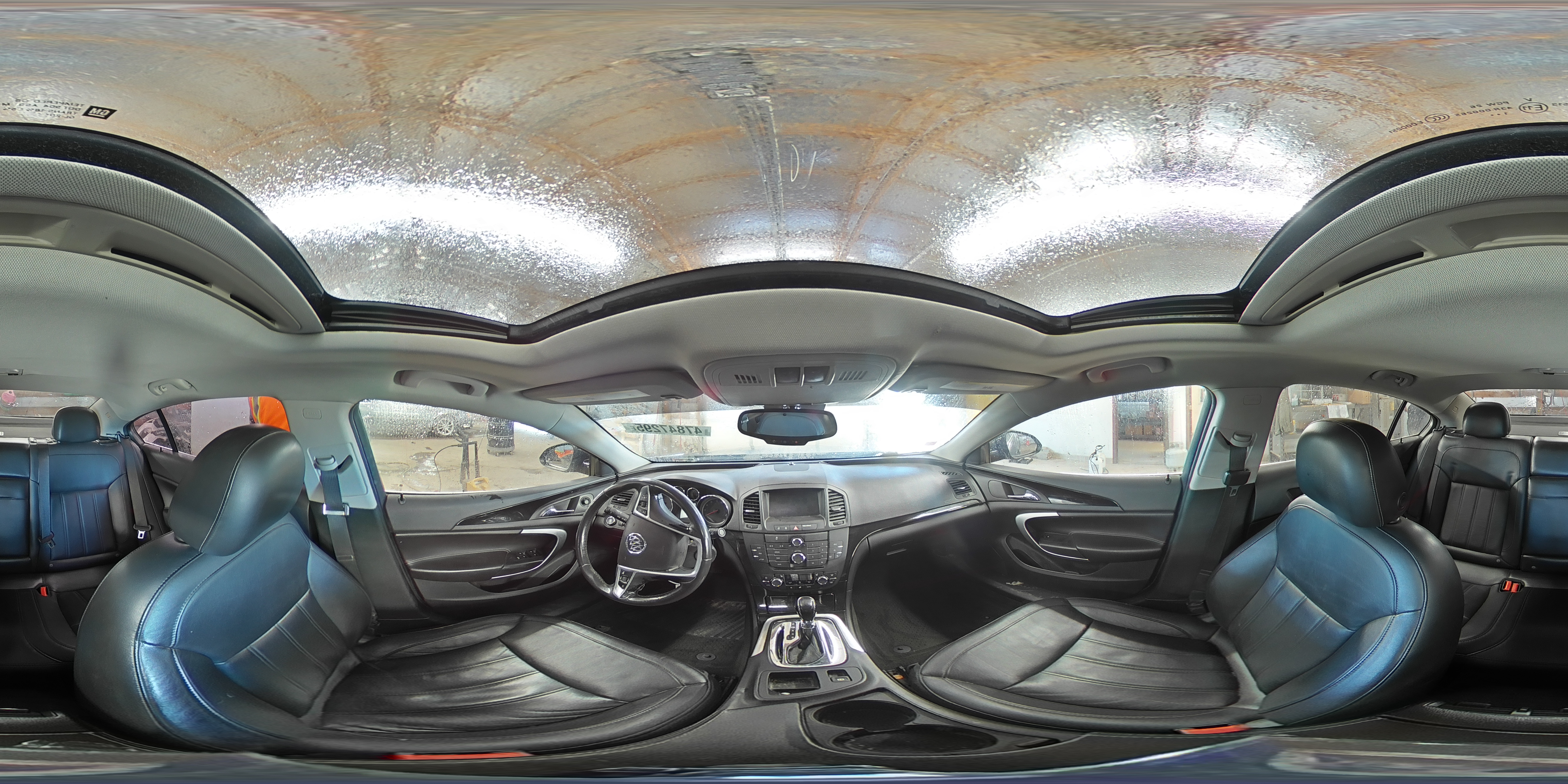 2012 Buick Regal - Image 15