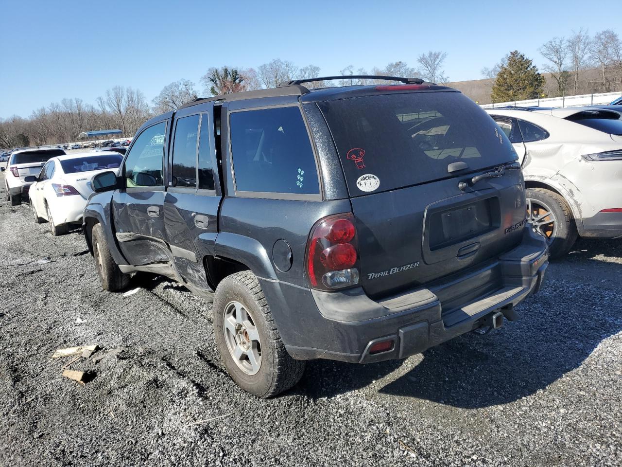 2004 Chevrolet TrailBlazer - Image 2