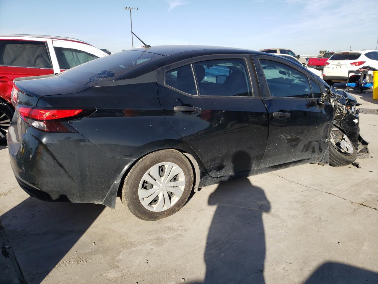 2021 Nissan Versa - Image 3
