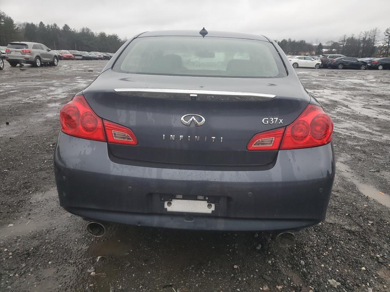2012 Infiniti G - Image 6