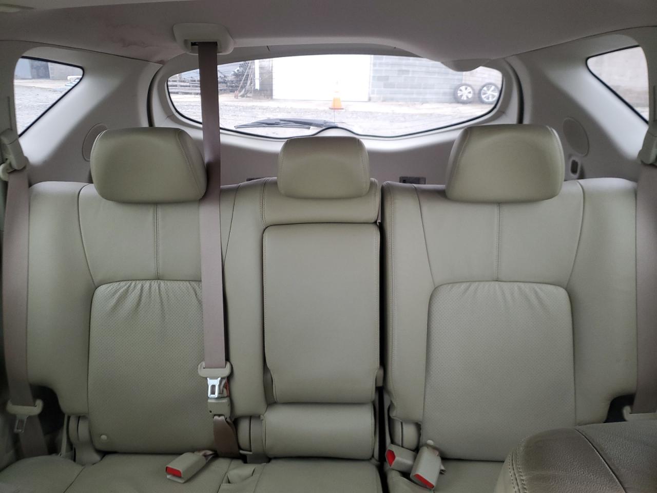 2010 Nissan Murano - Image 10