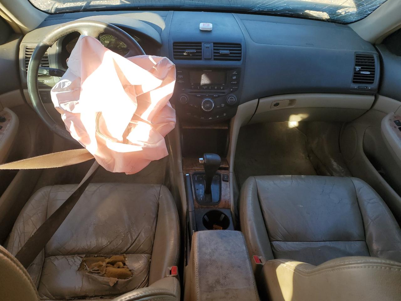 2005 Honda Accord - Image 8
