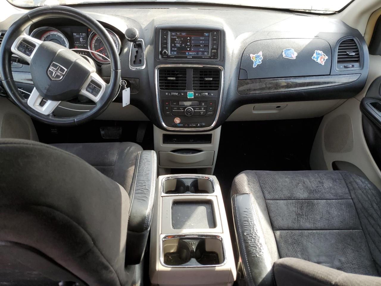 2011 Dodge Caravan - Image 8